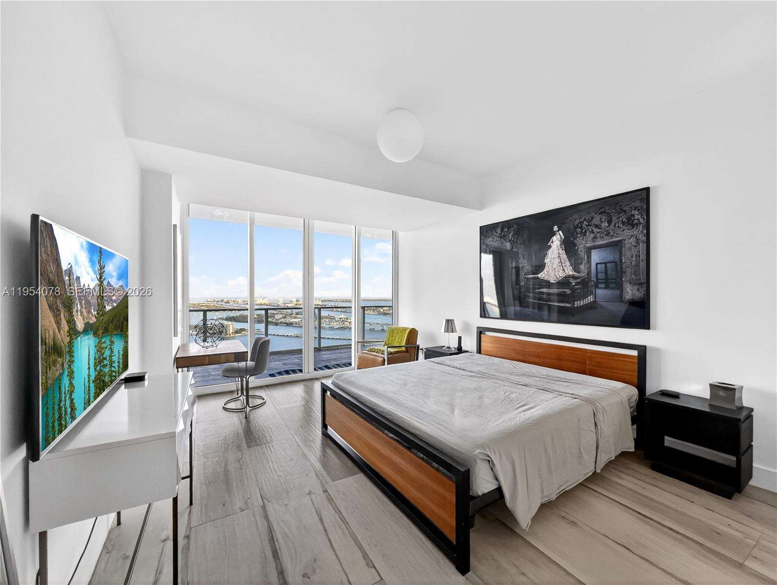 PARAMOUNT BAY - 2020 Bayshore Dr, Miami, FL 33137 | Picture 43