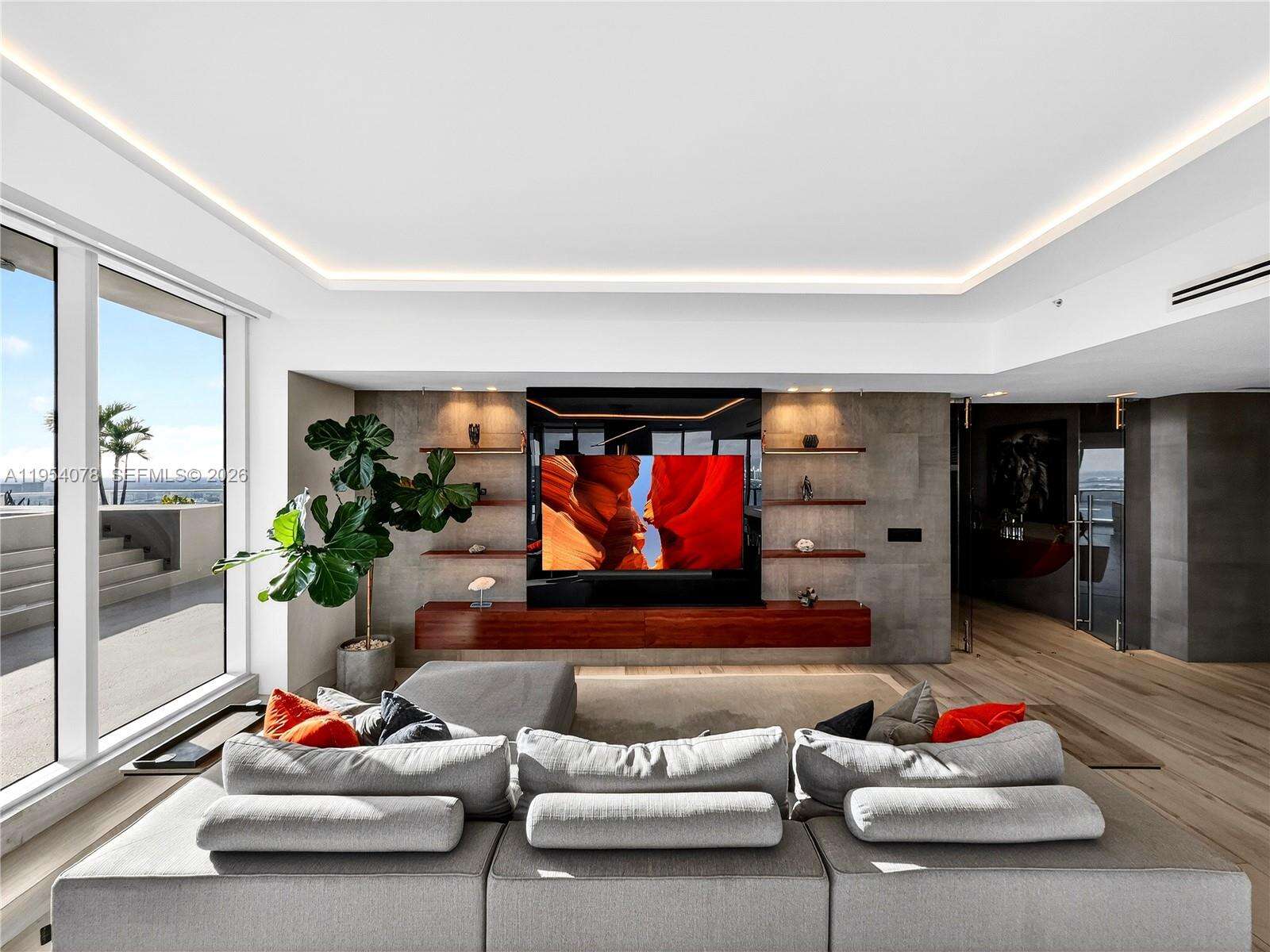 PARAMOUNT BAY - 2020 Bayshore Dr, Miami, FL 33137 | Picture 7