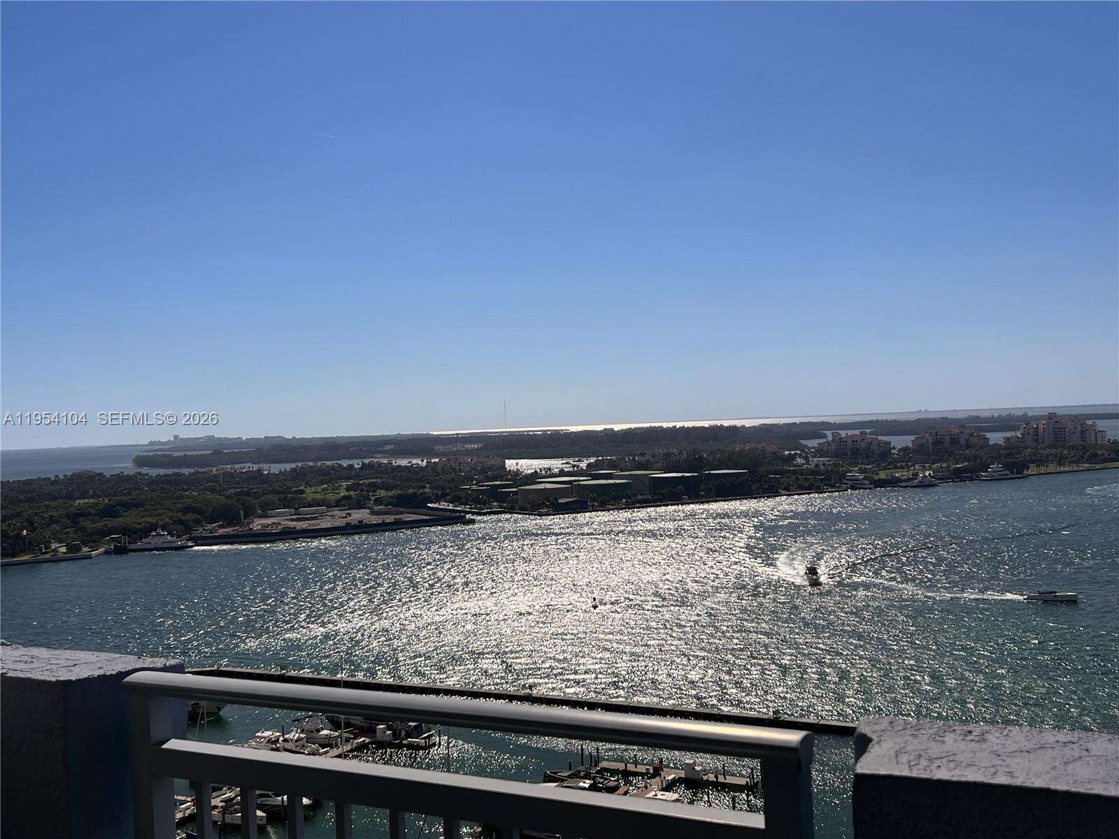 YACHT CLUB AT PORTOFINO - 90 Alton Rd, Miami Beach, FL 33139 | Picture 21