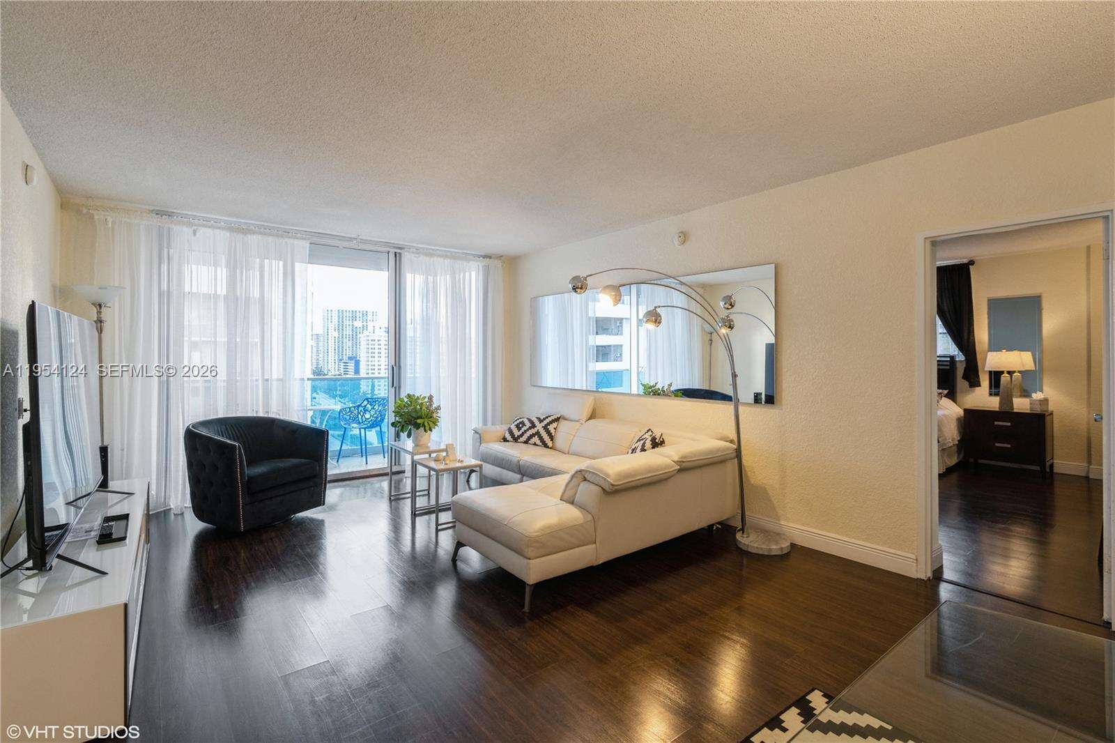 Sian Ocean Residences at 4001 Ocean Dr, Hollywood, FL 33019 - For Sale photo 14