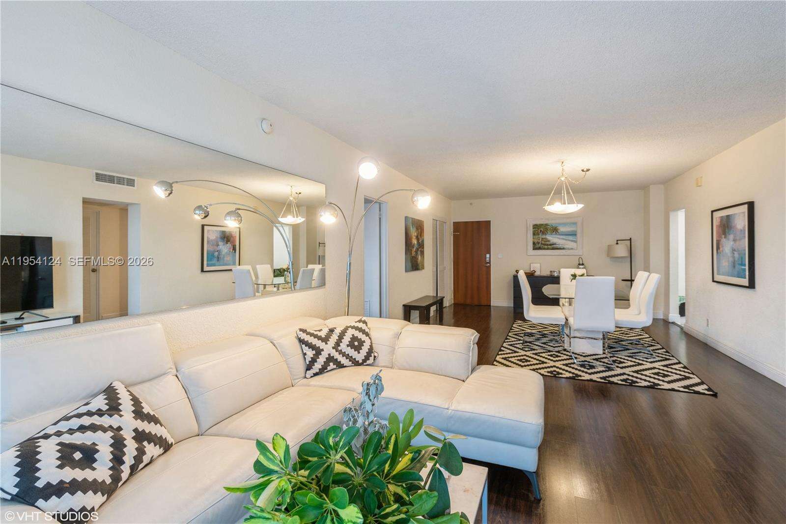Sian Ocean Residences at 4001 Ocean Dr, Hollywood, FL 33019 - For Sale photo 17