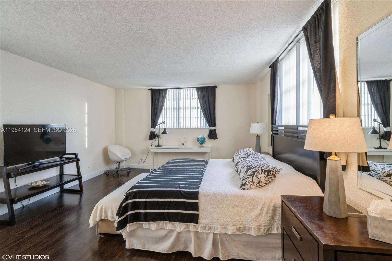 Sian Ocean Residences at 4001 Ocean Dr, Hollywood, FL 33019 - For Sale photo 6