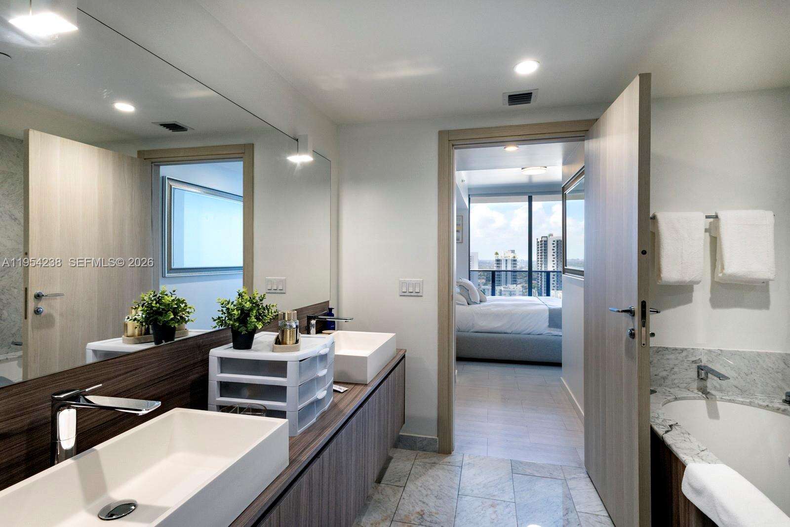Brickell Flatiron at 1000 Brickell Plz, Miami, FL 33131 - For Sale photo 8