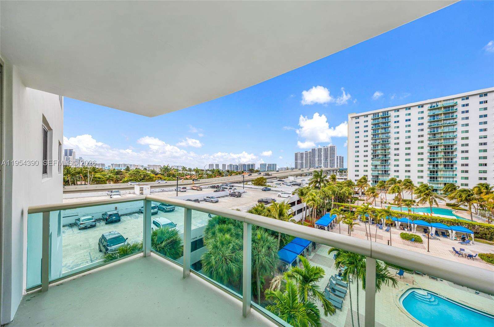 Ocean Reserve at 19370 Collins Ave, Sunny Isles Beach, FL 33160 - For Sale photo 2