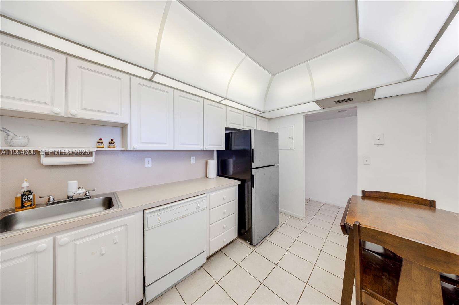 Ocean Reserve at 19370 Collins Ave, Sunny Isles Beach, FL 33160 - For Sale photo 14