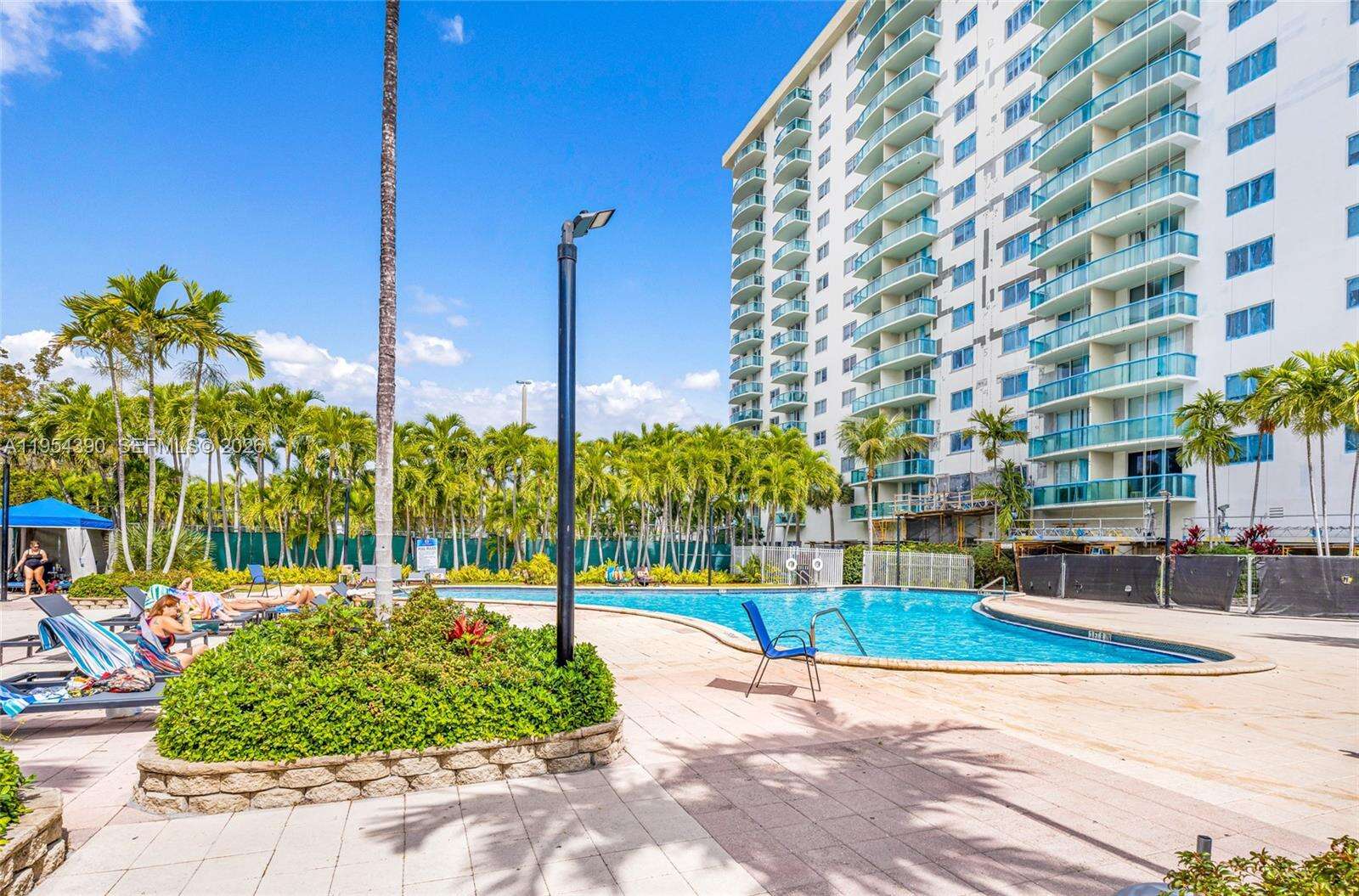 Ocean Reserve at 19370 Collins Ave, Sunny Isles Beach, FL 33160 - For Sale photo 32