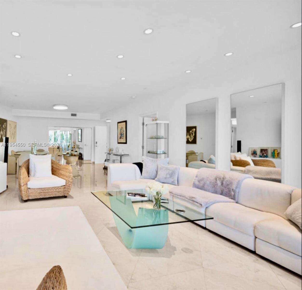 MAJESTIC TOWER AT BAL HARBOUR - 9601 Collins Ave, Bal Harbour, FL 33154 | Picture 14