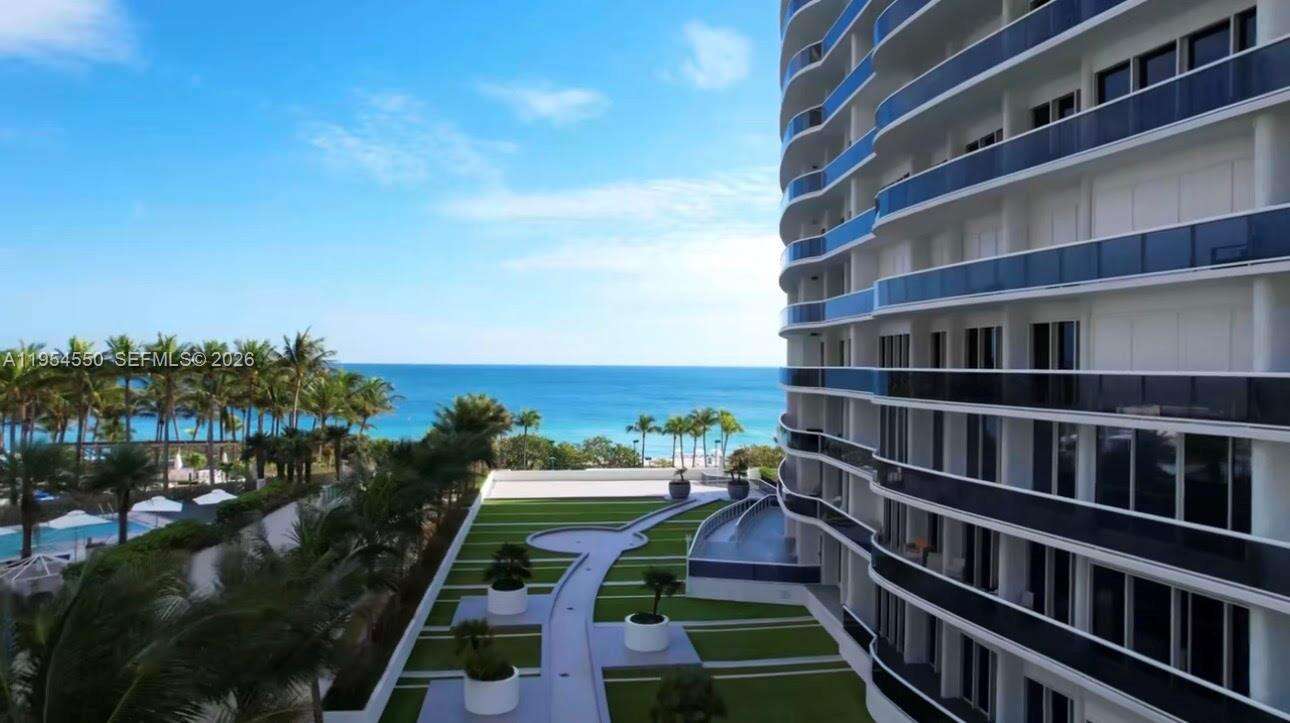 MAJESTIC TOWER AT BAL HARBOUR - 9601 Collins Ave, Bal Harbour, FL 33154 | Picture 4