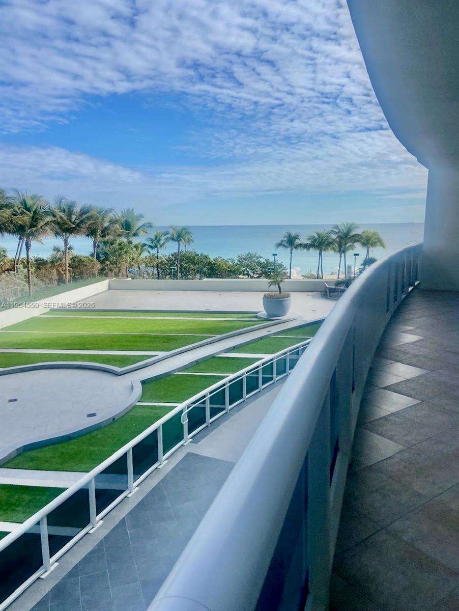 MAJESTIC TOWER AT BAL HARBOUR - 9601 Collins Ave, Bal Harbour, FL 33154 | Picture 40