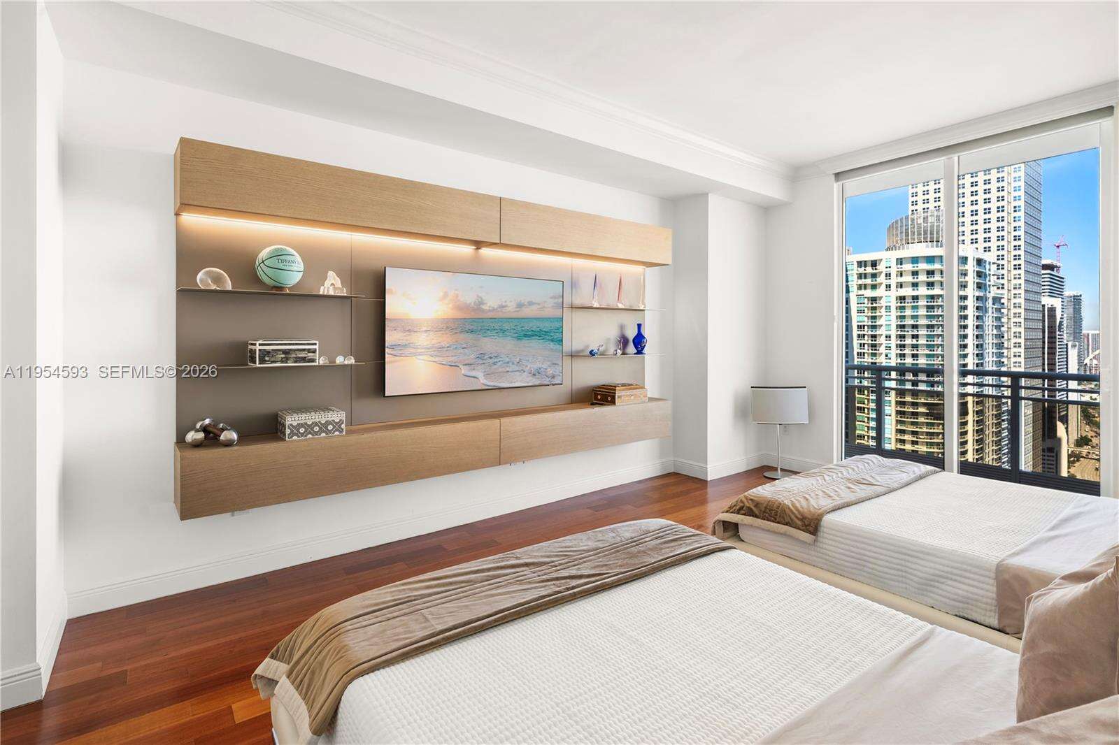 CARBONELL - 901 Brickell Key Blvd, Miami, FL 33131 | Picture 13