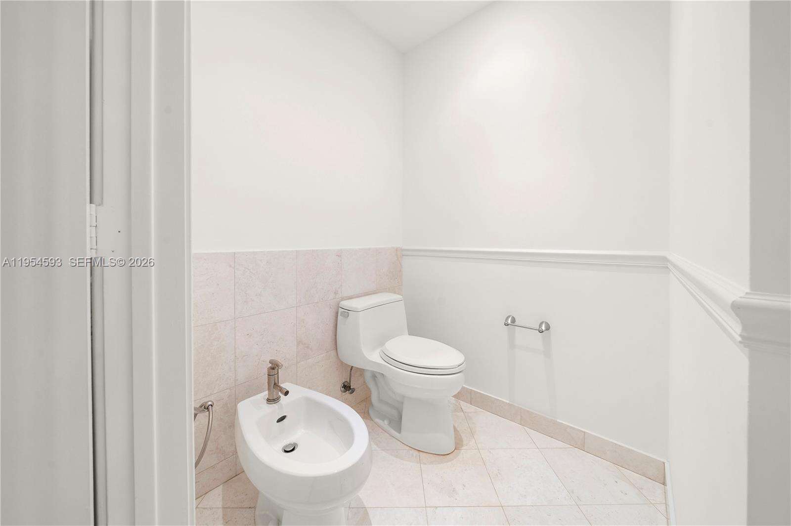 CARBONELL - 901 Brickell Key Blvd, Miami, FL 33131 | Picture 17