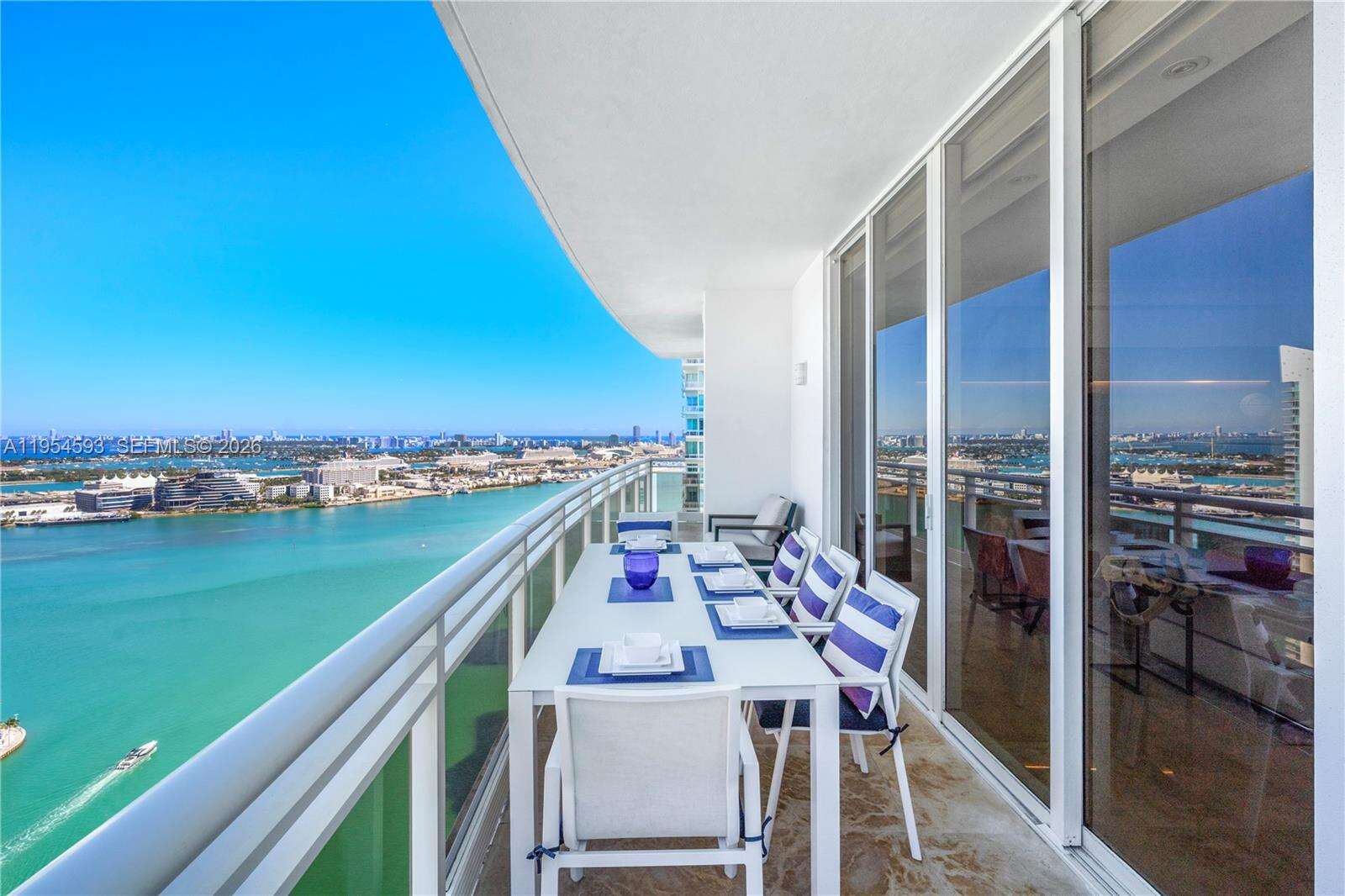 CARBONELL - 901 Brickell Key Blvd, Miami, FL 33131 | Picture 5