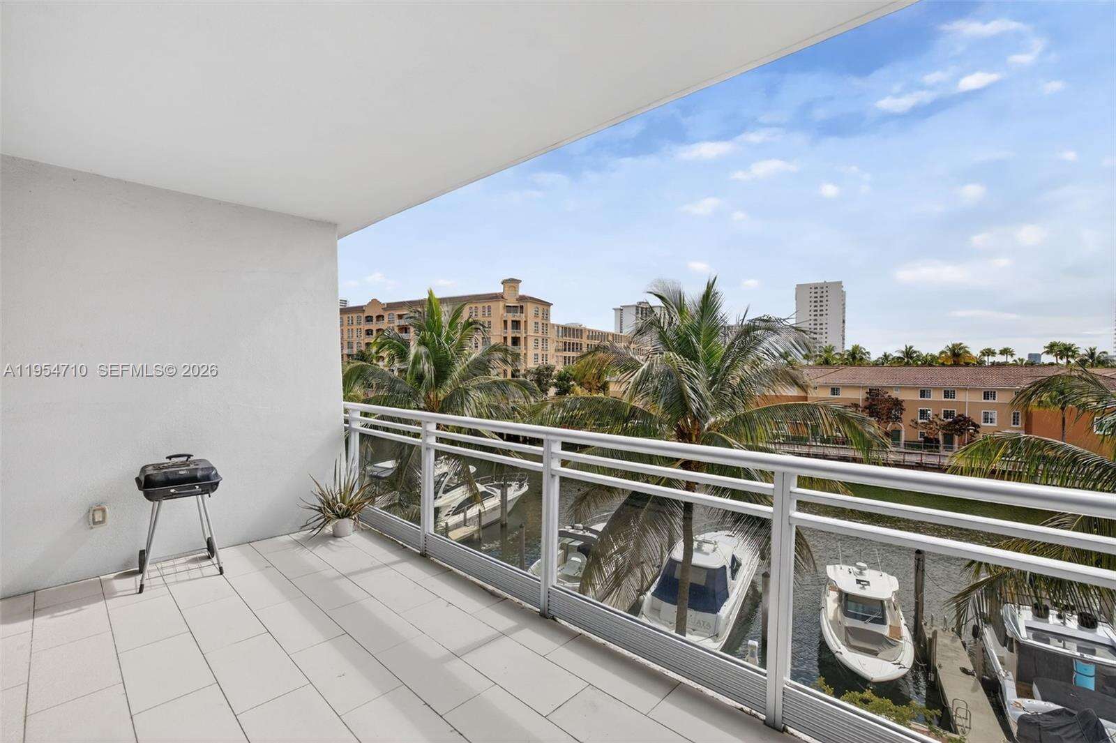 Artech at 2950 188 St, Aventura, FL 33180 - For Sale photo 29