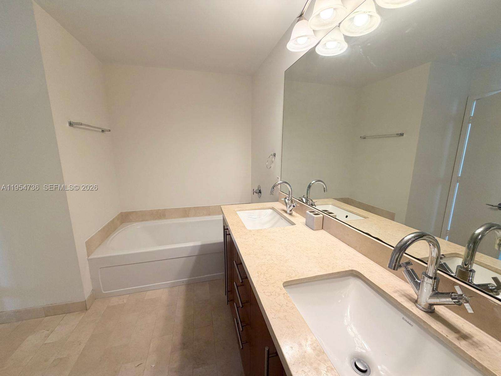 Axis On Brickell at 1111 1 Ave, Miami, FL 33130 - For Sale photo 10