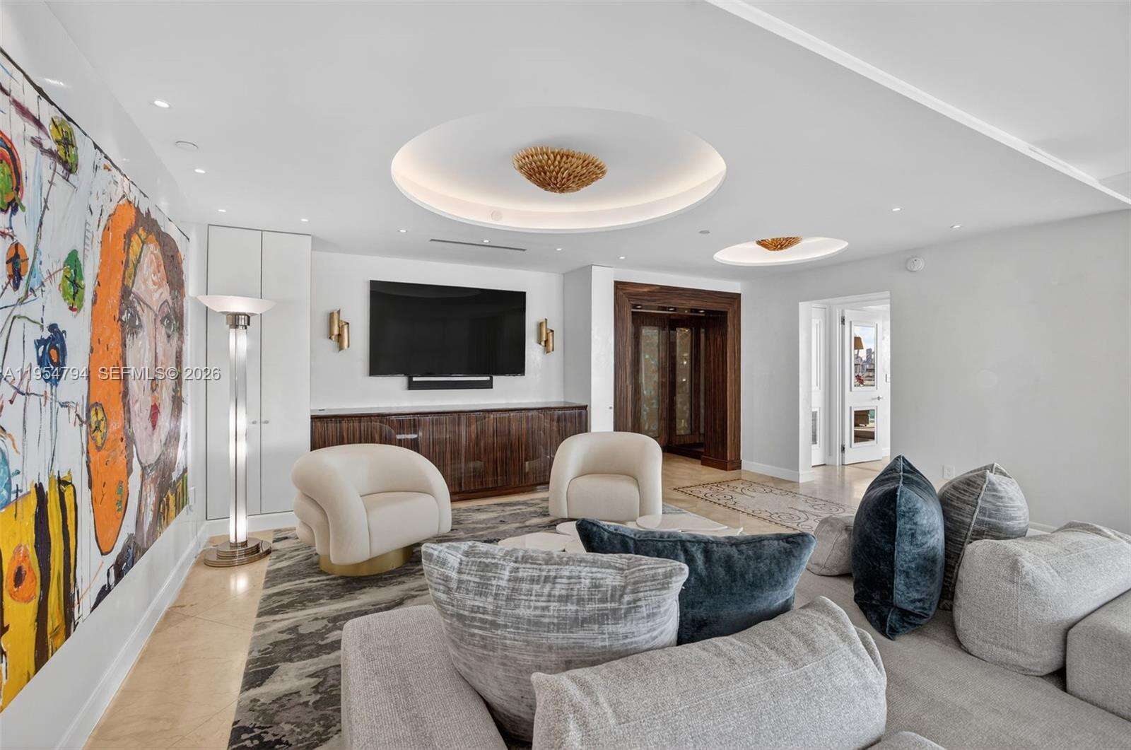 MURANO AT PORTOFINO - 1000 Pointe Dr, Miami Beach, FL 33139 | Picture 14