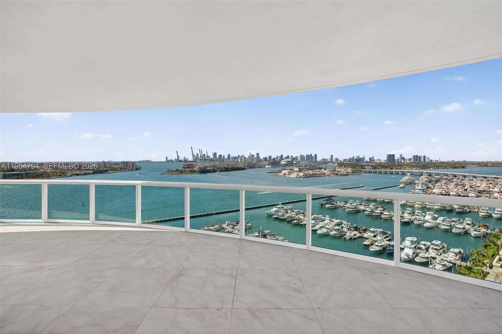 MURANO AT PORTOFINO - 1000 Pointe Dr, Miami Beach, FL 33139 | Picture 23