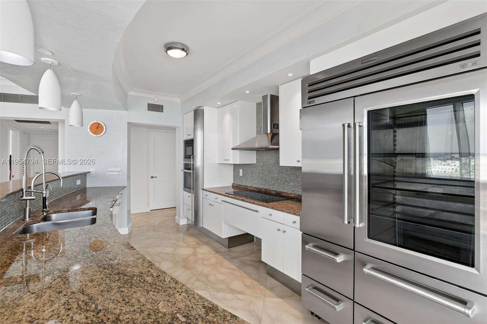 MURANO AT PORTOFINO - 1000 Pointe Dr, Miami Beach, FL 33139 | Picture 28