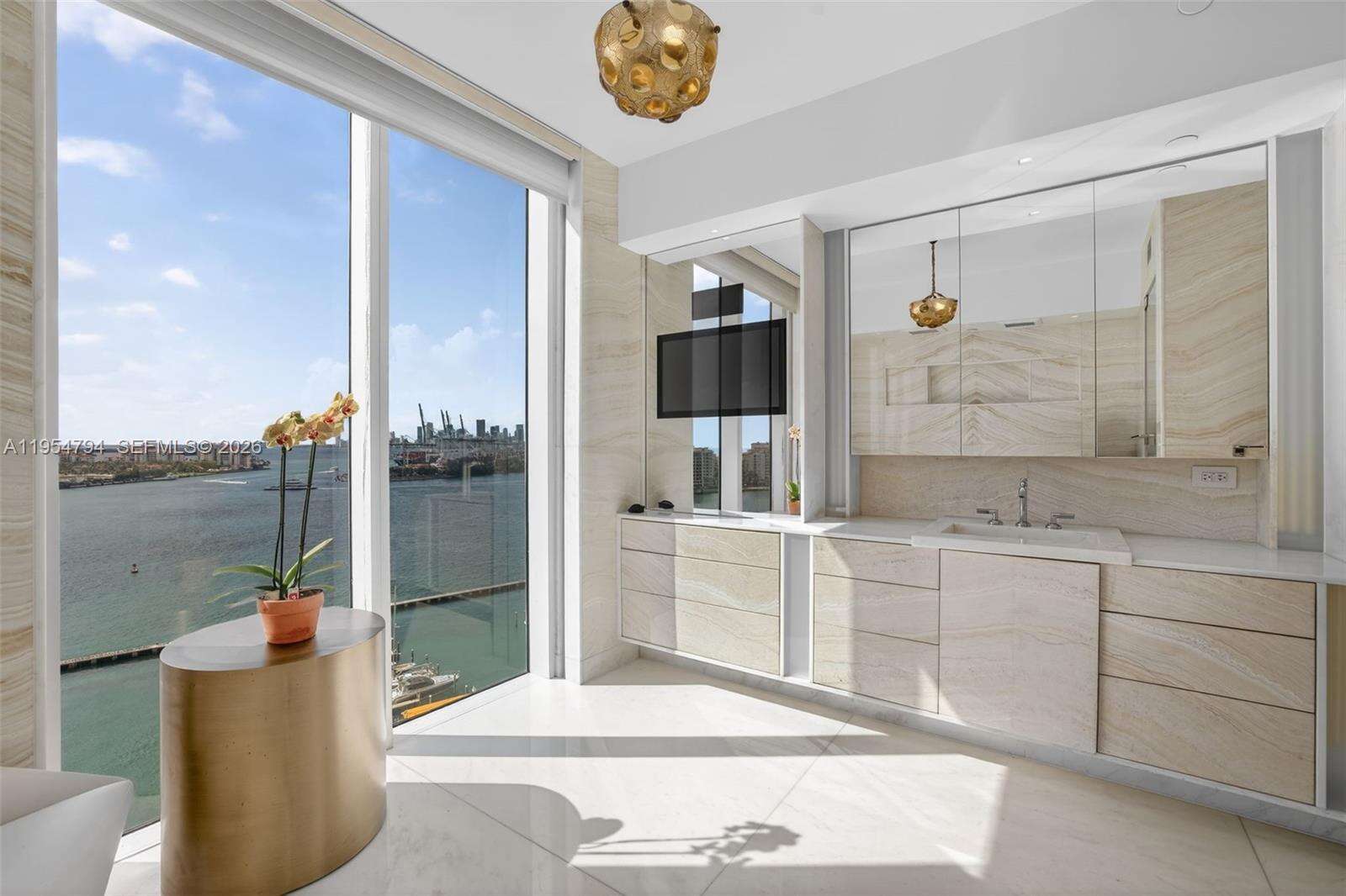 MURANO AT PORTOFINO - 1000 Pointe Dr, Miami Beach, FL 33139 | Picture 36