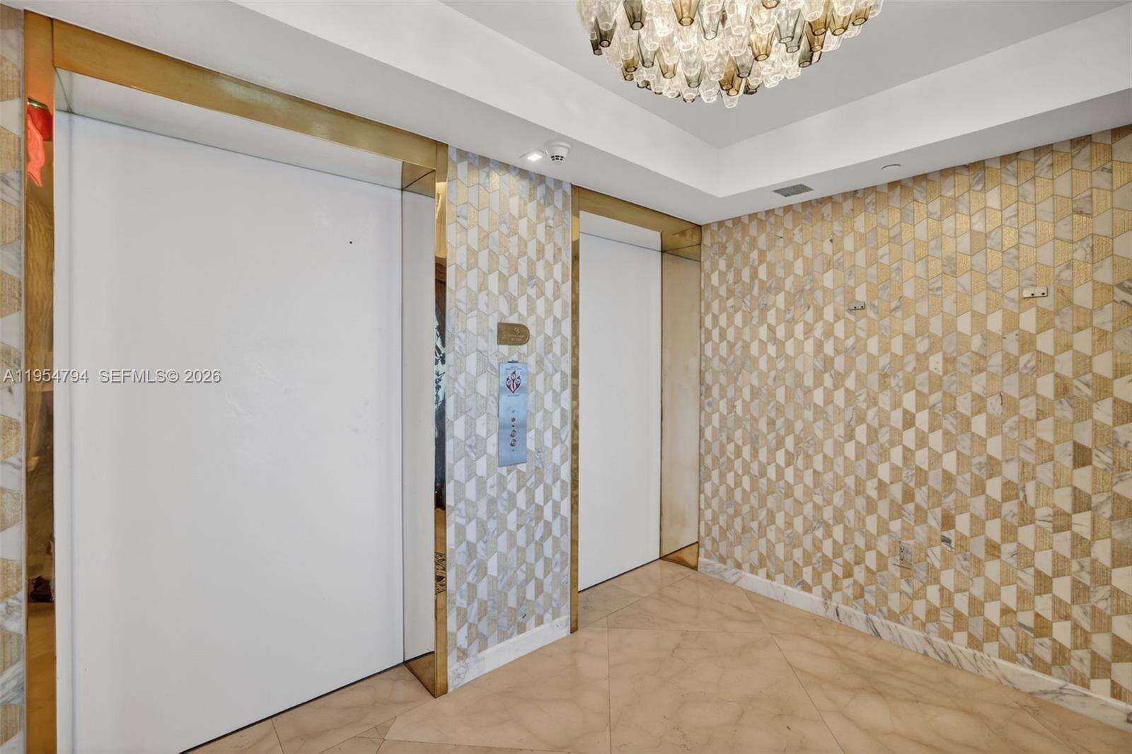 MURANO AT PORTOFINO - 1000 Pointe Dr, Miami Beach, FL 33139 | Picture 5