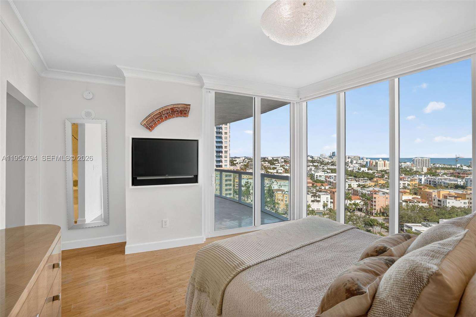 MURANO AT PORTOFINO - 1000 Pointe Dr, Miami Beach, FL 33139 | Picture 47