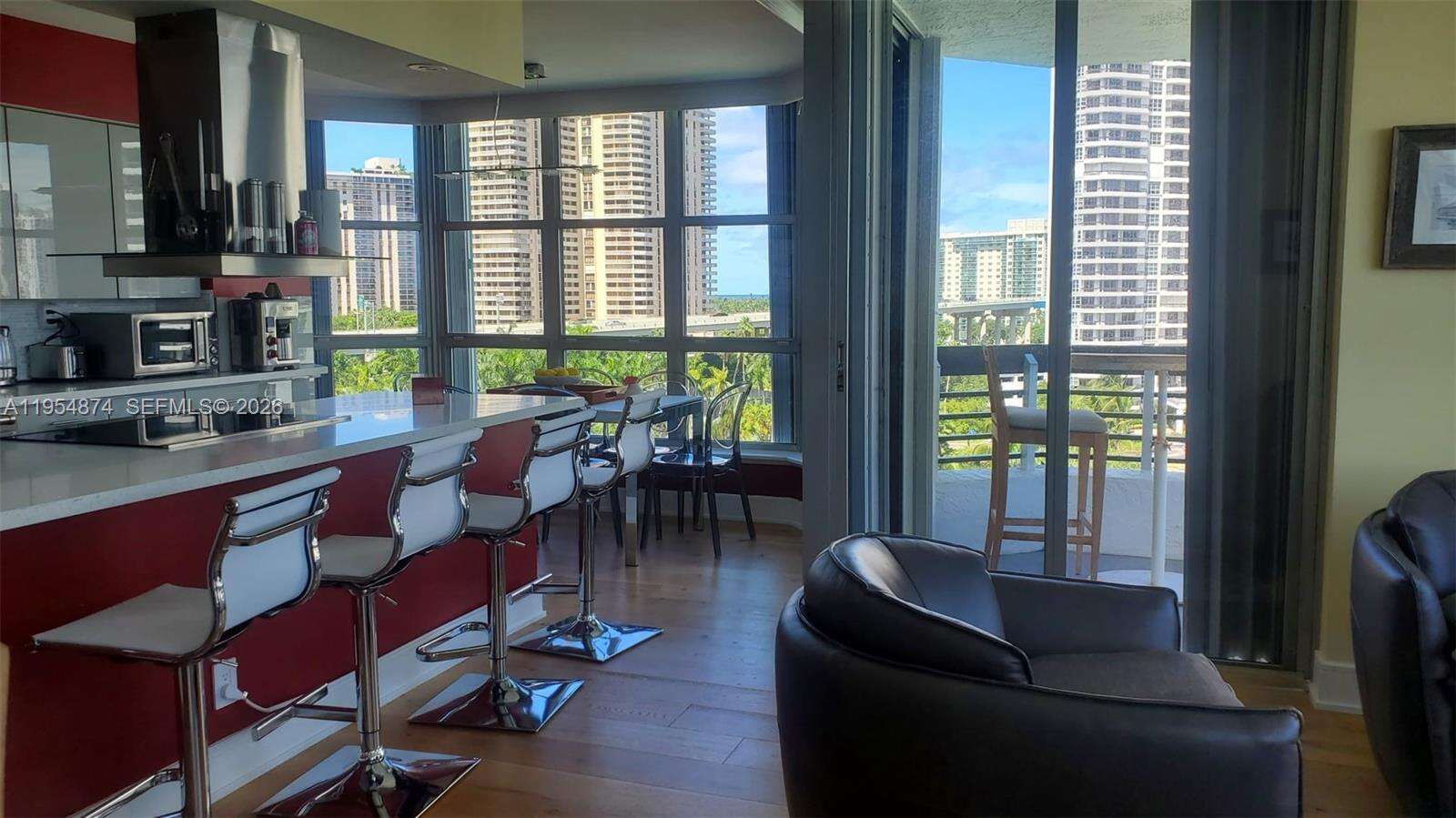 Mystic Pointe 1 at 3600 Mystic Pointe Dr, Aventura, FL 33180 - For Sale photo 4