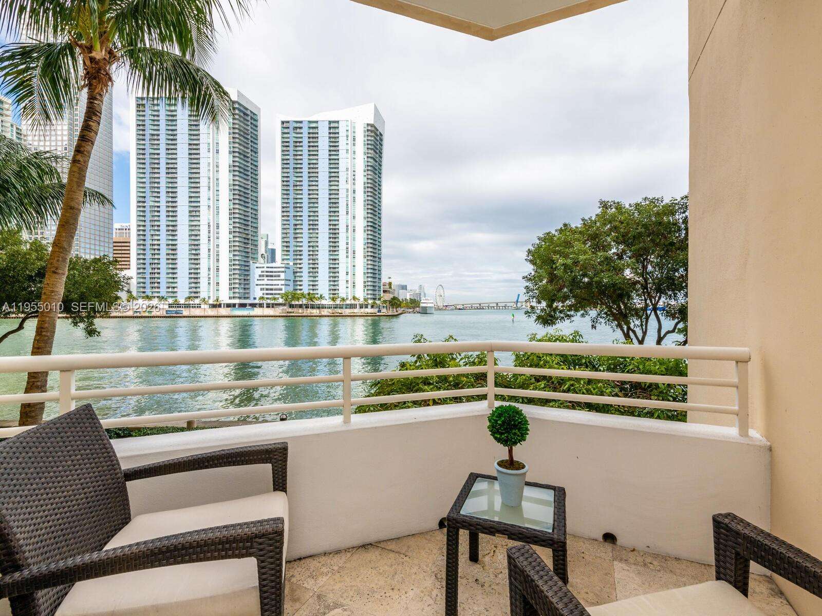 One Tequesta Point at 888 Brickell Key Dr, Miami, FL 33131 - For Sale photo 44