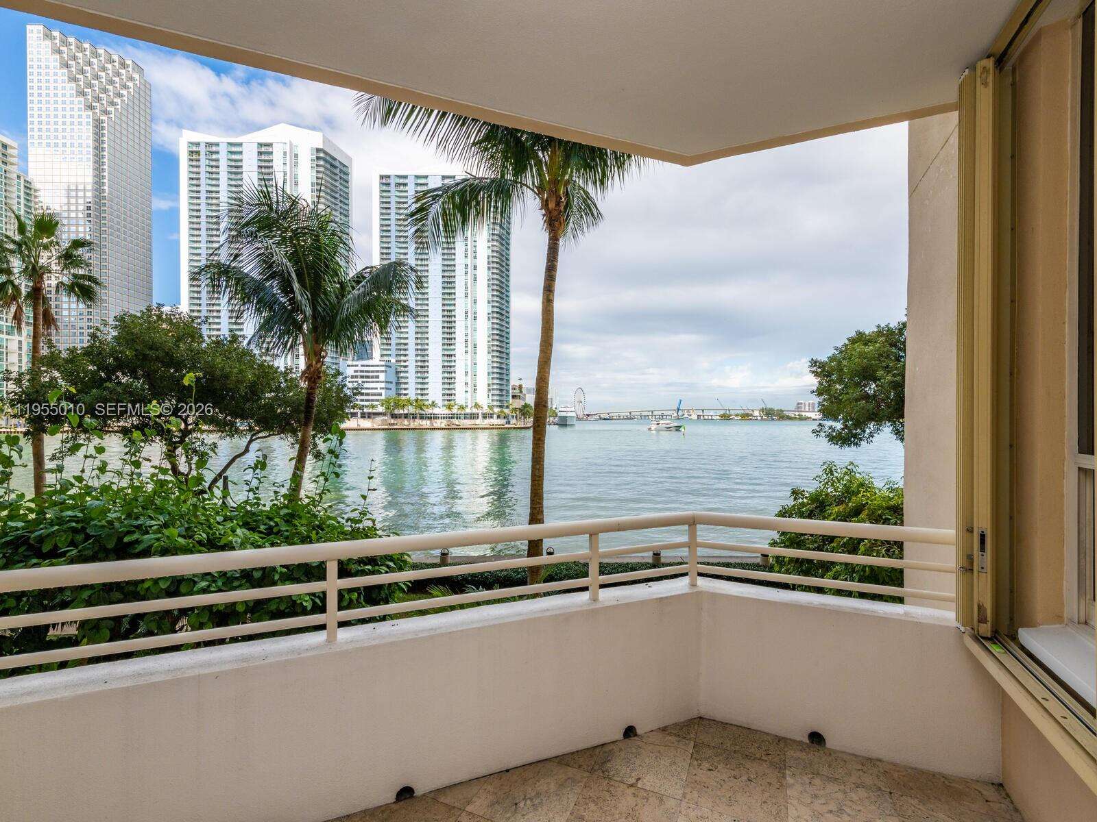 One Tequesta Point at 888 Brickell Key Dr, Miami, FL 33131 - For Sale photo 46