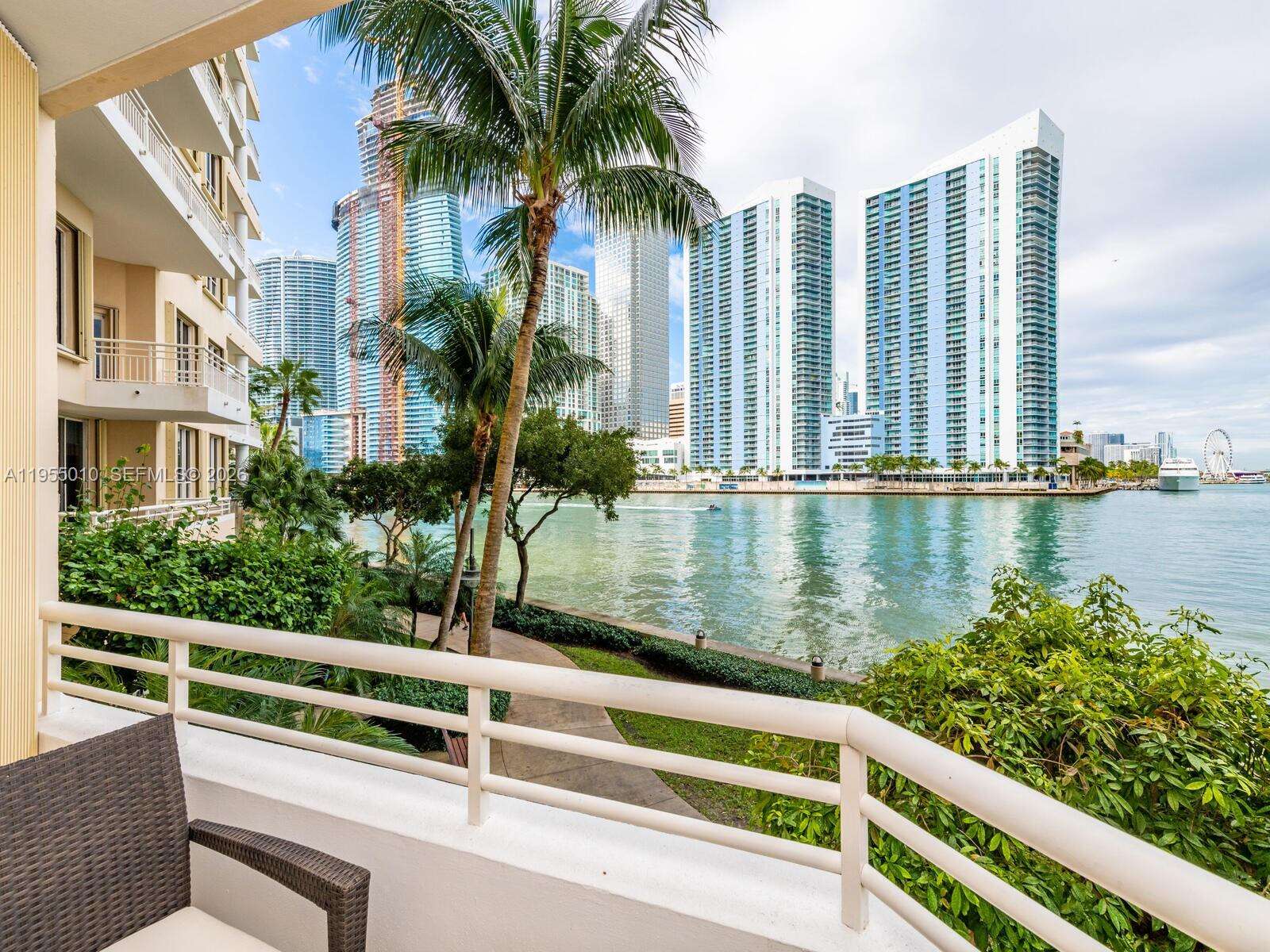 One Tequesta Point at 888 Brickell Key Dr, Miami, FL 33131 - For Sale photo 48