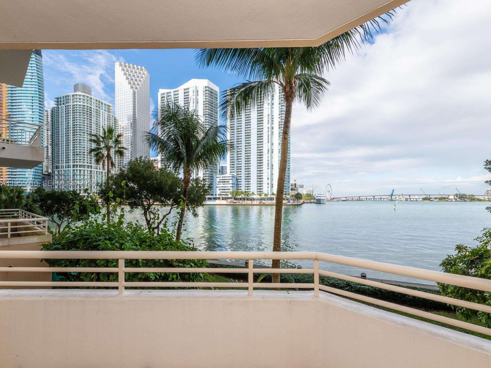 One Tequesta Point at 888 Brickell Key Dr, Miami, FL 33131 - For Sale photo 51