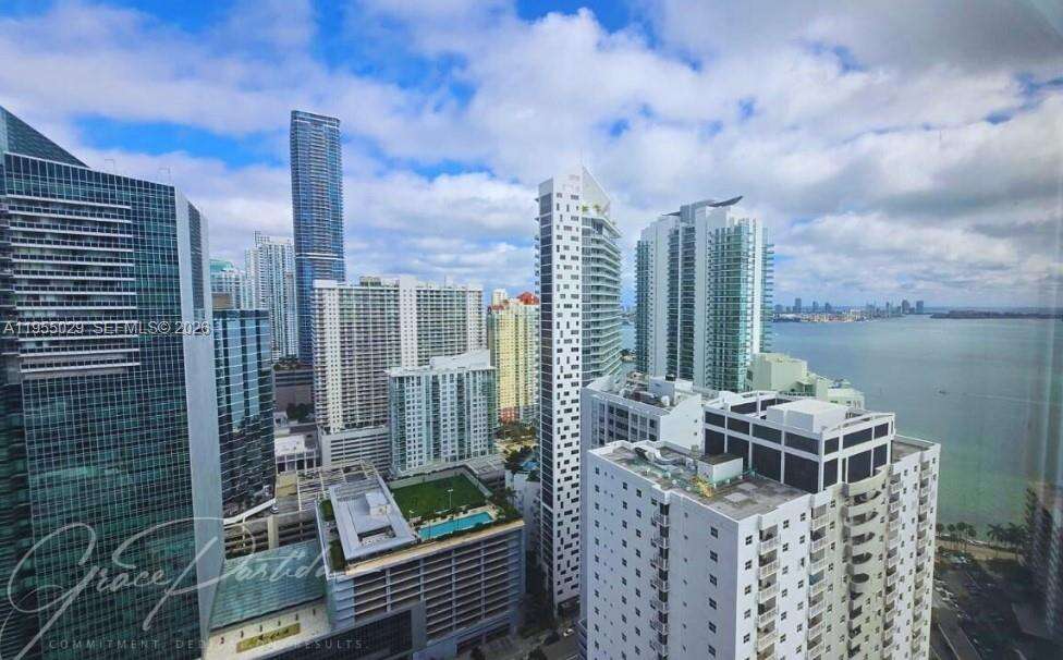 Four Seasons Residences at 1435 Brickell Ave, Miami, FL 33131 - For Sale photo 11