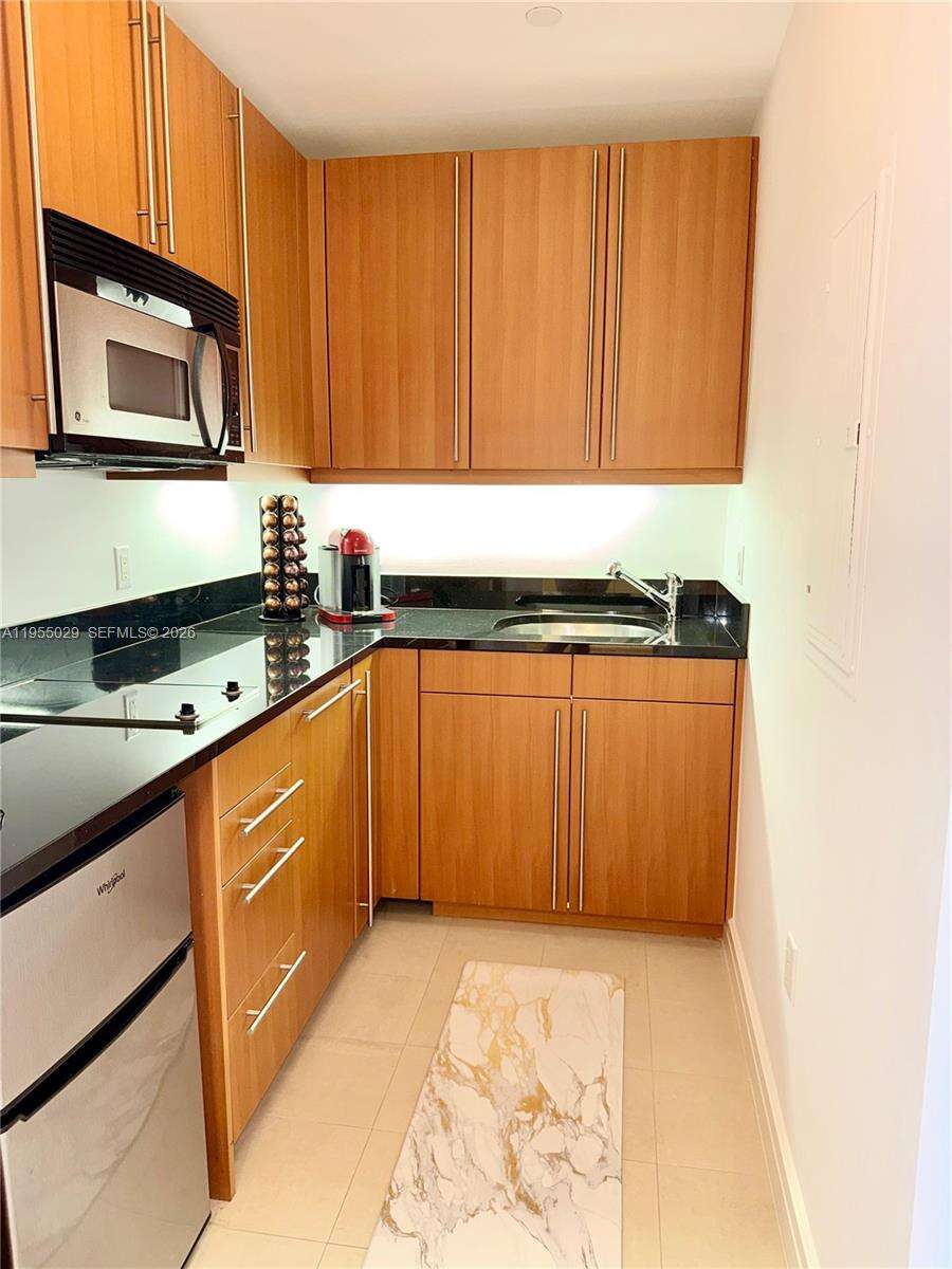 Four Seasons Residences at 1435 Brickell Ave, Miami, FL 33131 - For Sale photo 7
