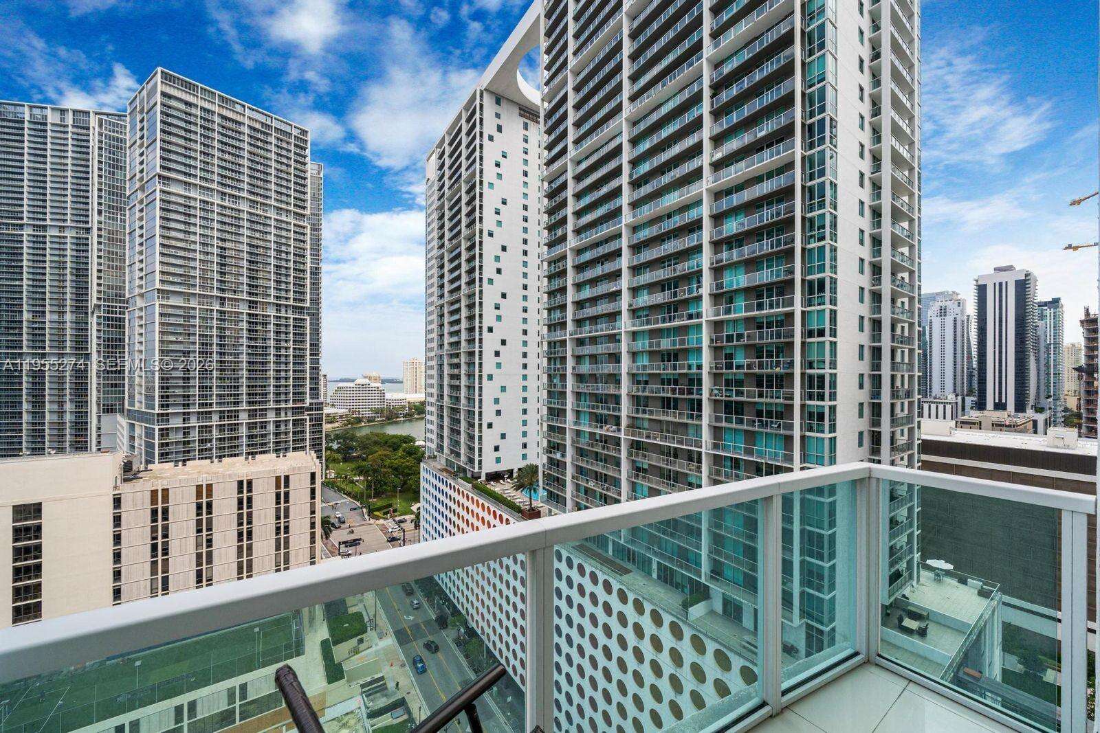 Brickell On The River at 41 5 St, Miami, FL 33131 - For Sale photo 13