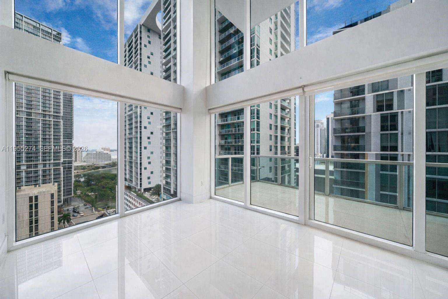 Brickell On The River at 41 5 St, Miami, FL 33131 - For Sale photo 3