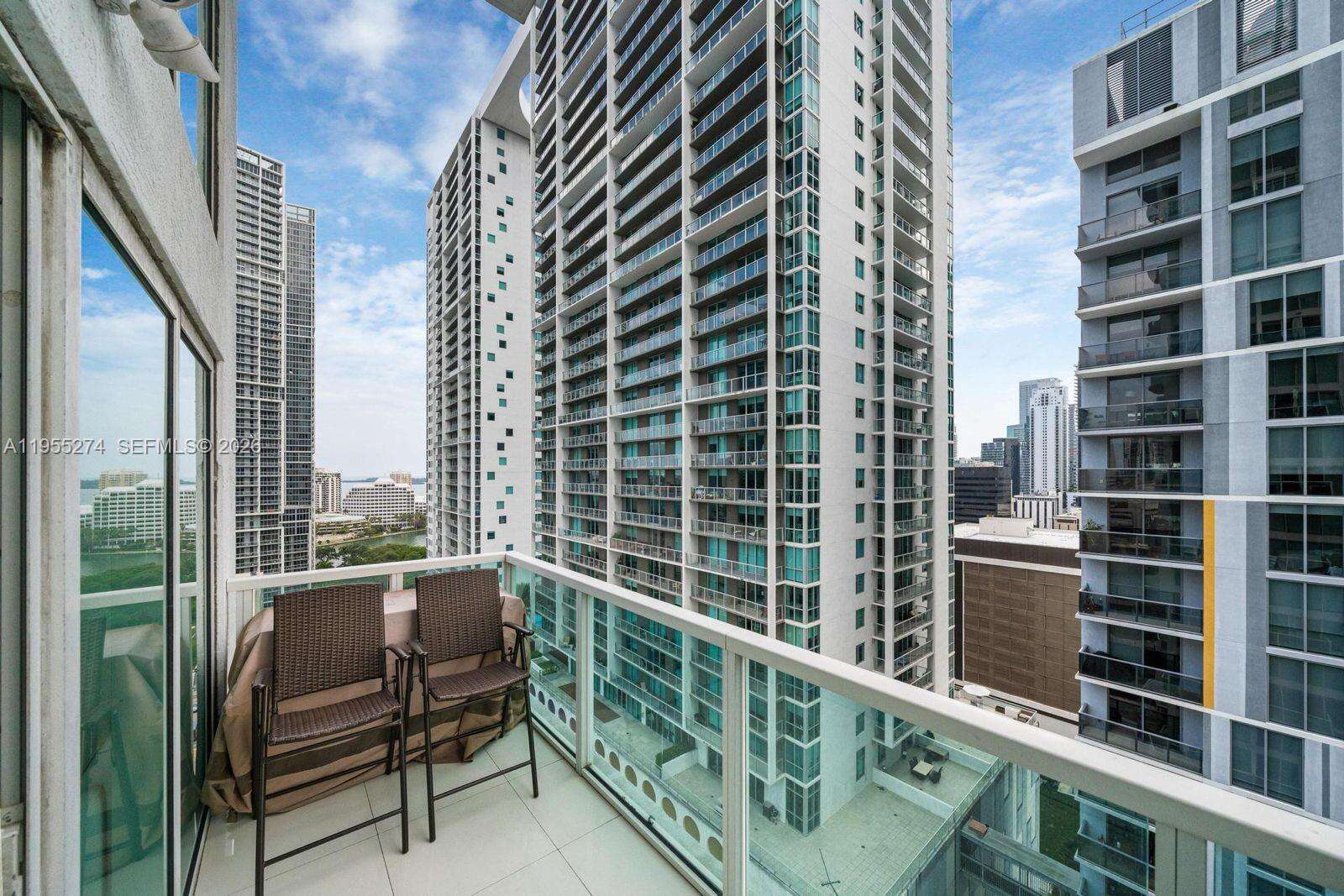 Brickell On The River at 41 5 St, Miami, FL 33131 - For Sale photo 5
