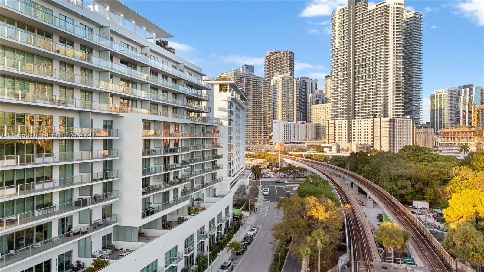 Le Parc At Brickell at 1600 1 Ave, Miami, FL 33129 - For Sale photo 2