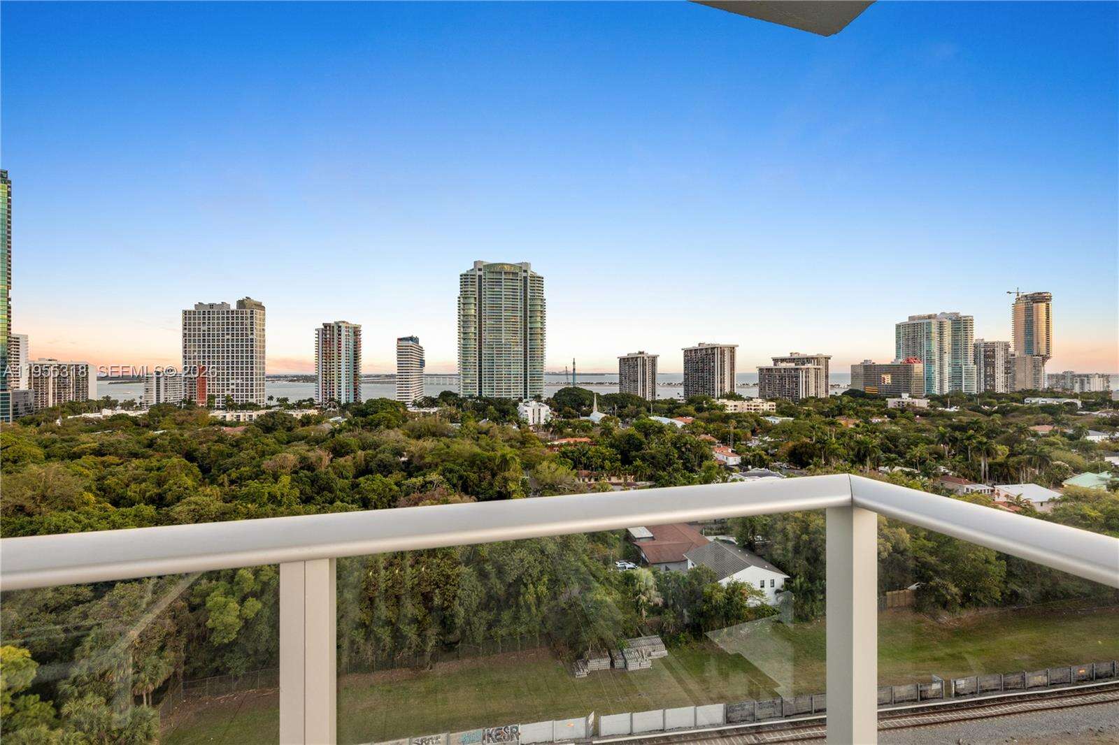Le Parc At Brickell at 1600 1 Ave, Miami, FL 33129 - For Sale photo 33