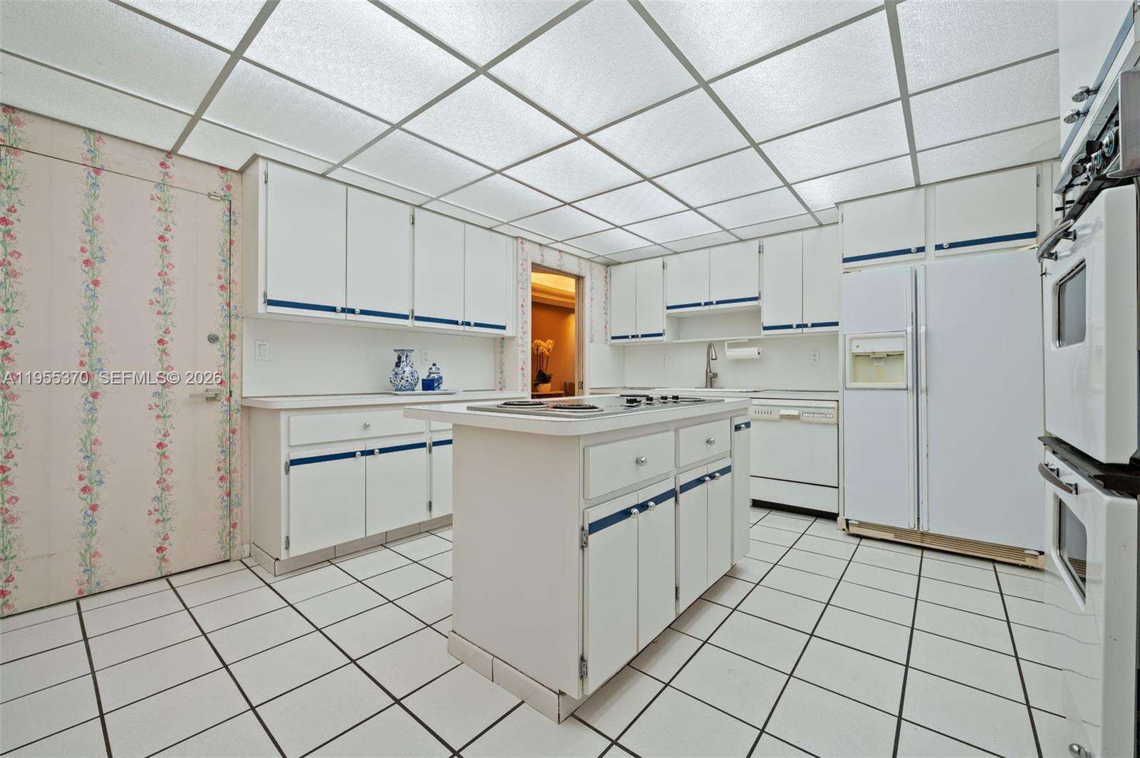 Bal Harbour 101 at 10155 Collins Ave, Bal Harbour, FL 33154 - For Sale photo 17