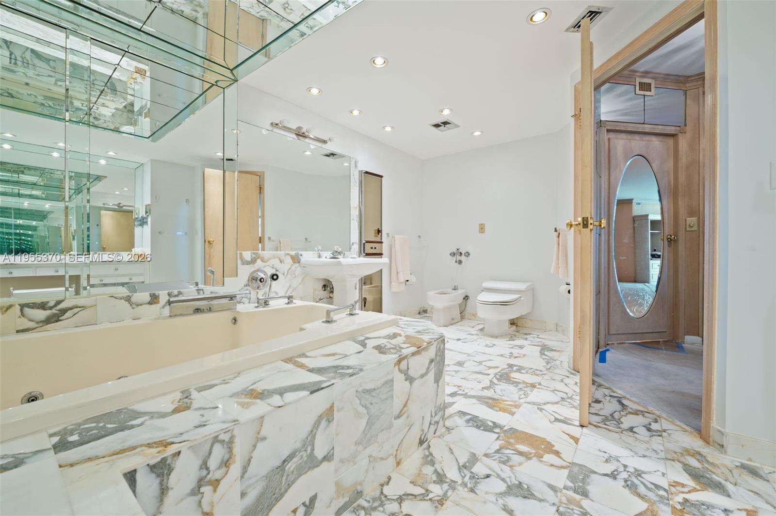 Bal Harbour 101 at 10155 Collins Ave, Bal Harbour, FL 33154 - For Sale photo 25