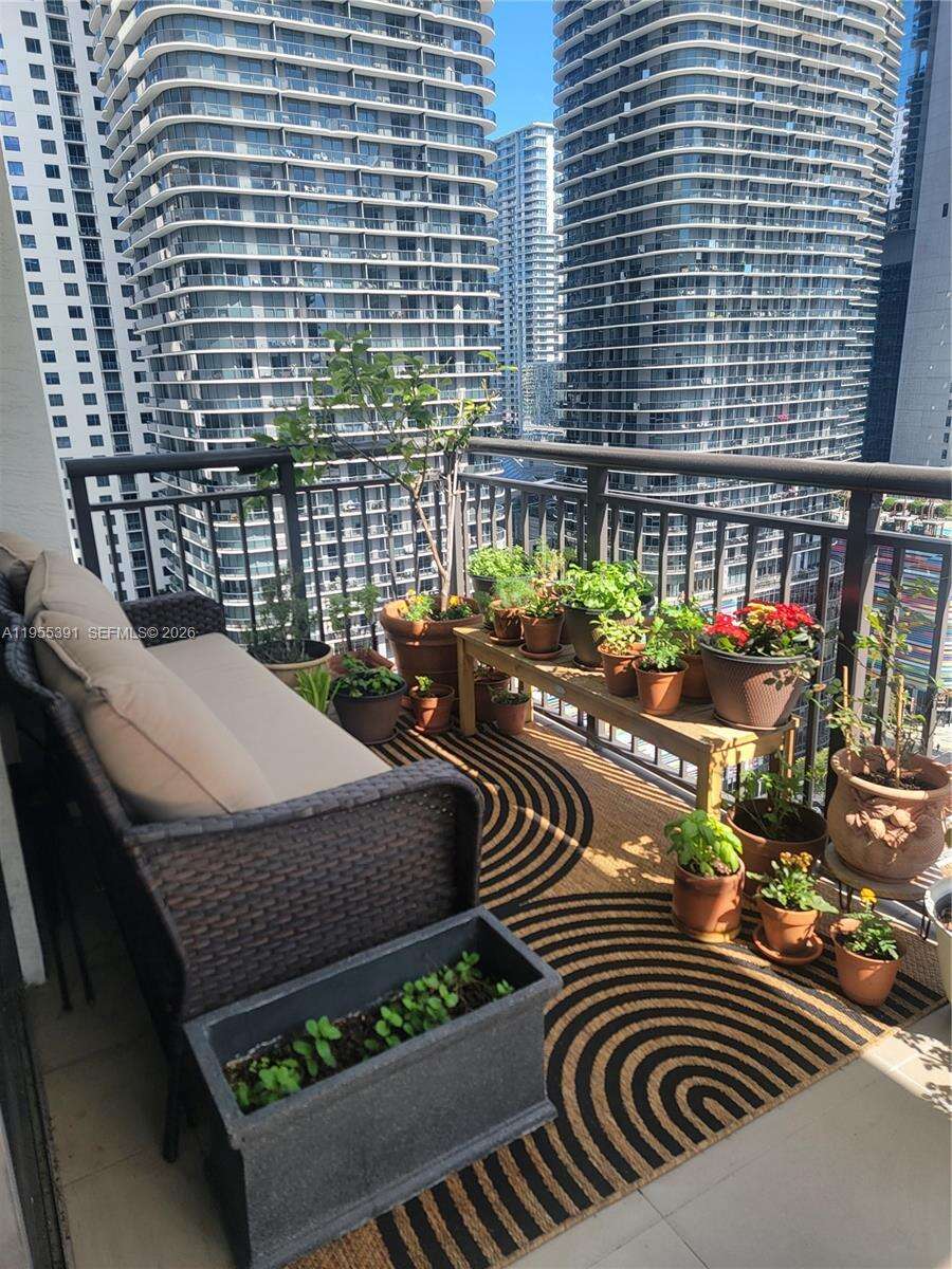 Nine At Mary Brickell Village at 999 1 Ave, Miami, FL 33130 - For Sale photo 21