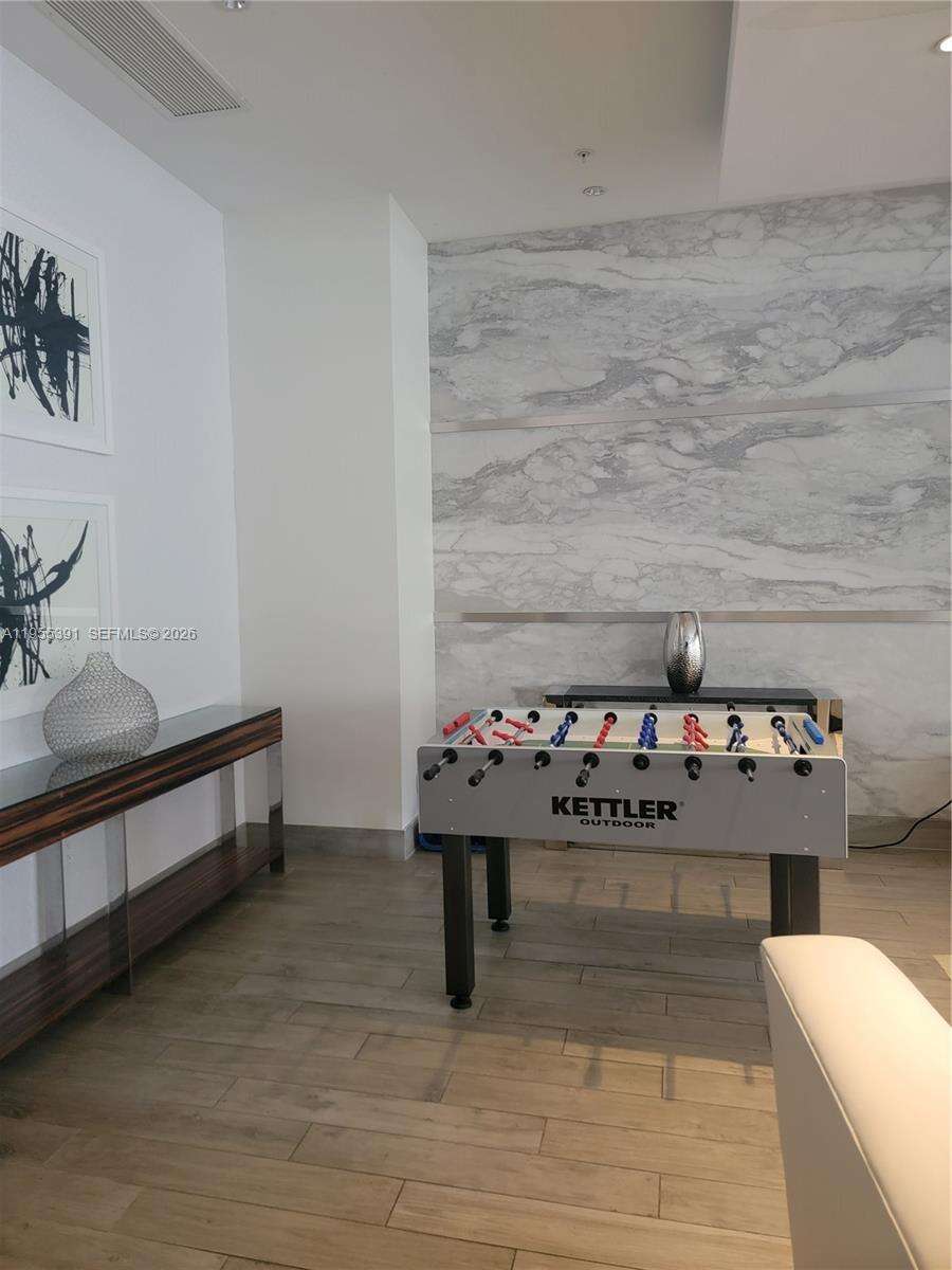 Nine At Mary Brickell Village at 999 1 Ave, Miami, FL 33130 - For Sale photo 29