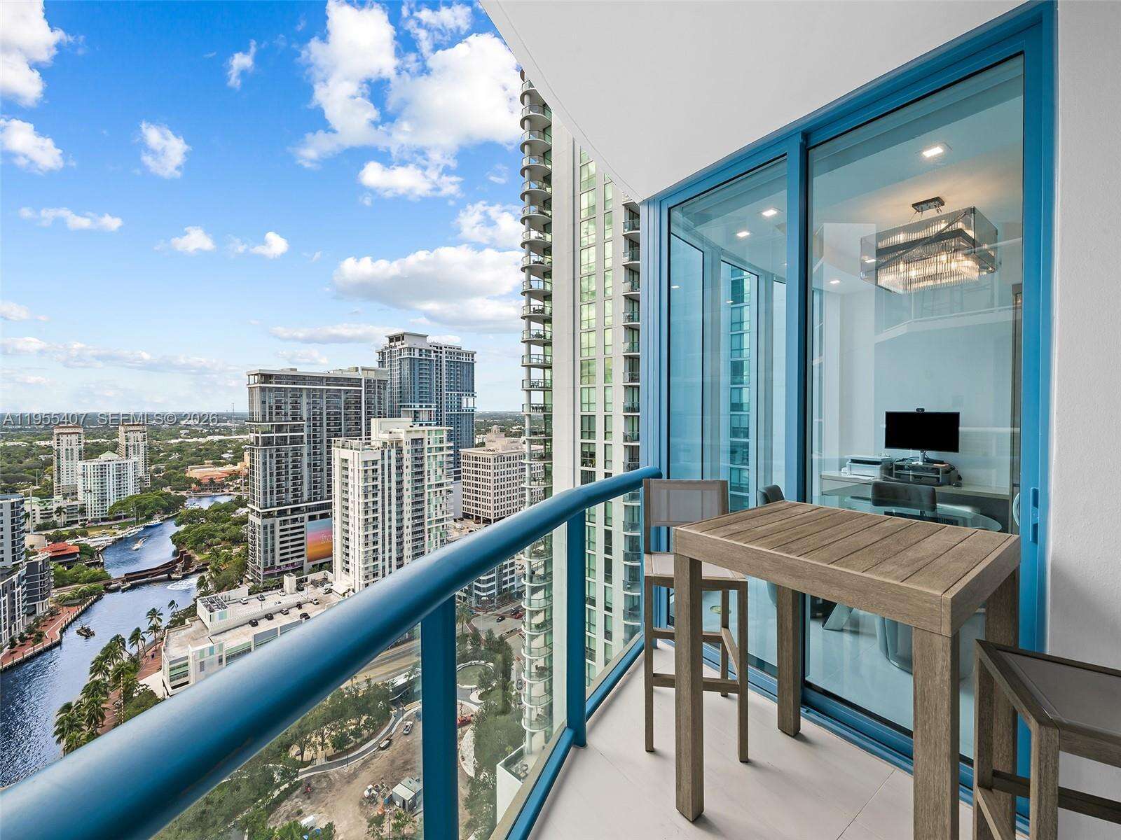 LAS OLAS RIVER HOUSE - 333 Las Olas Way, Fort Lauderdale, FL 33301 | Picture 11