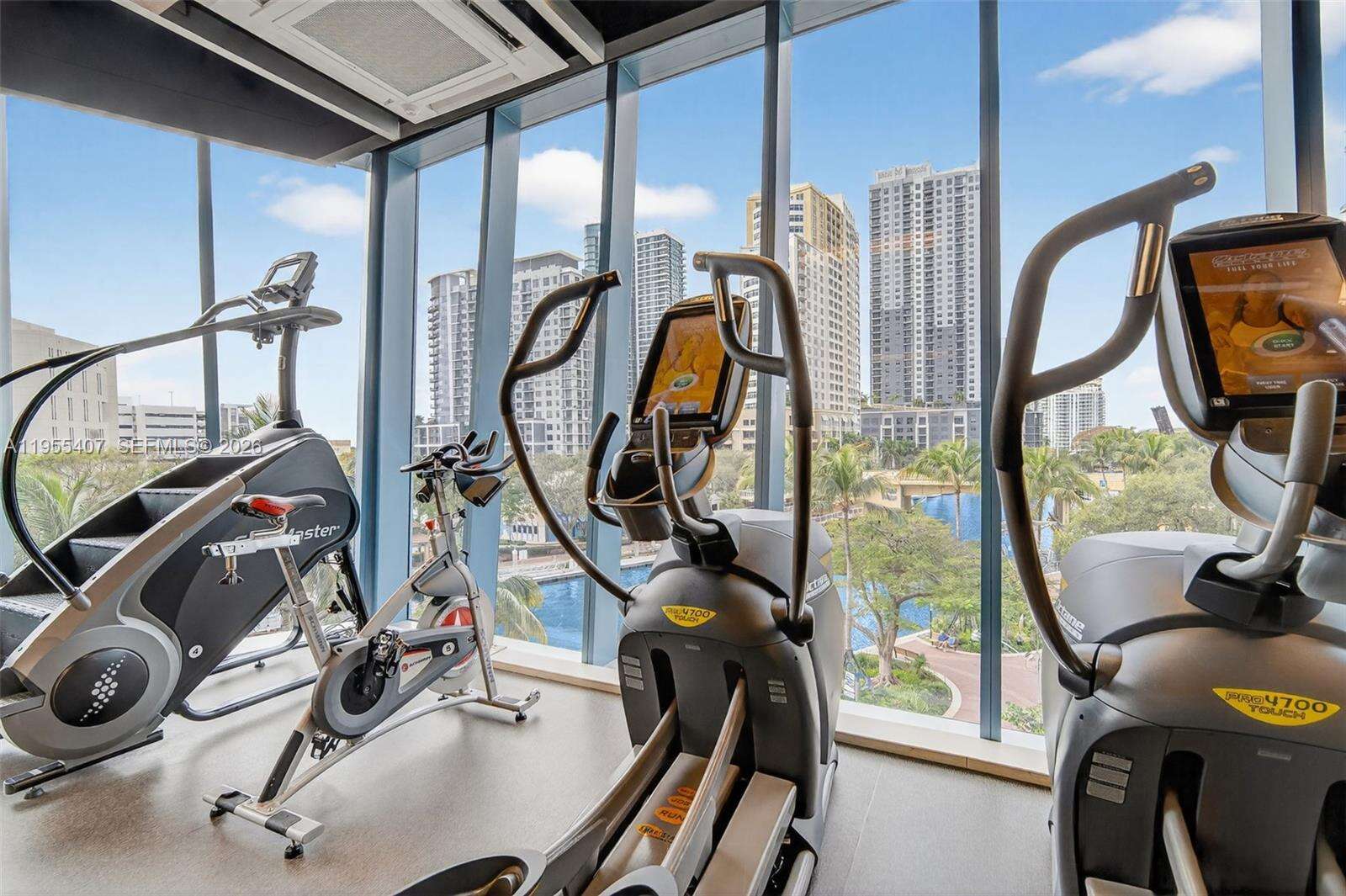 LAS OLAS RIVER HOUSE - 333 Las Olas Way, Fort Lauderdale, FL 33301 | Picture 61