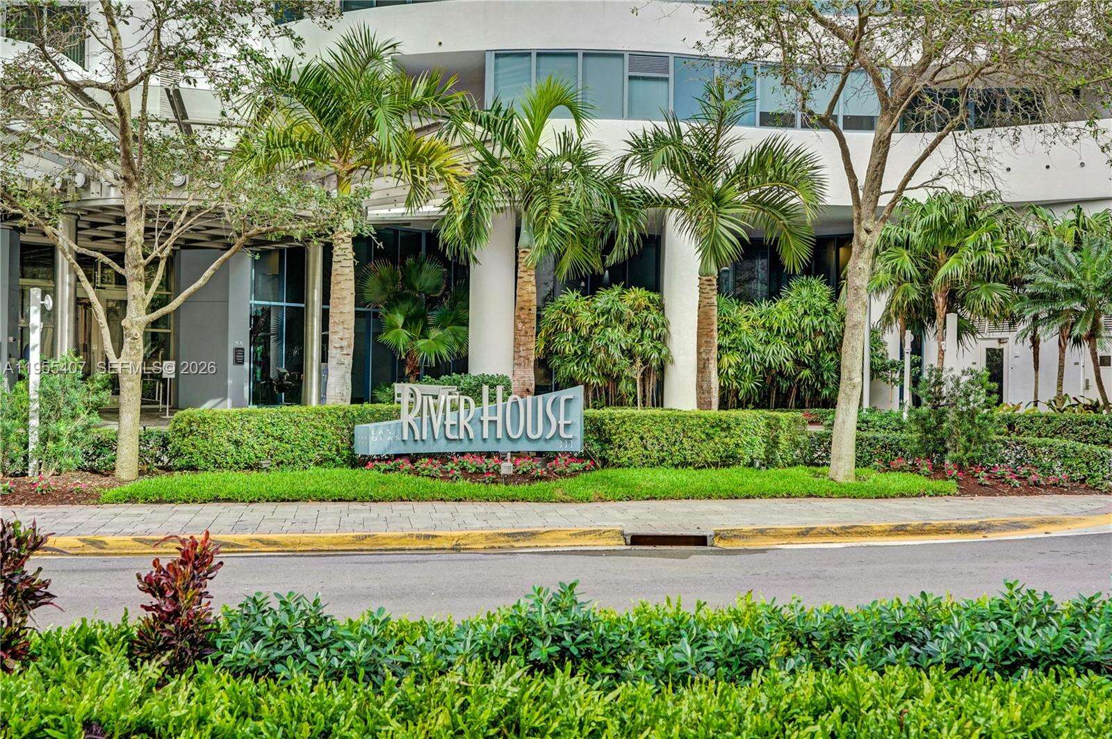 LAS OLAS RIVER HOUSE - 333 Las Olas Way, Fort Lauderdale, FL 33301 | Picture 98