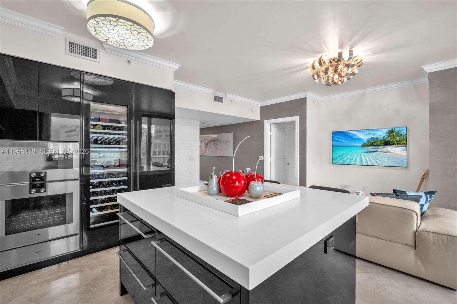 LAS OLAS RIVER HOUSE - 333 Las Olas Way, Fort Lauderdale, FL 33301 | Picture 5