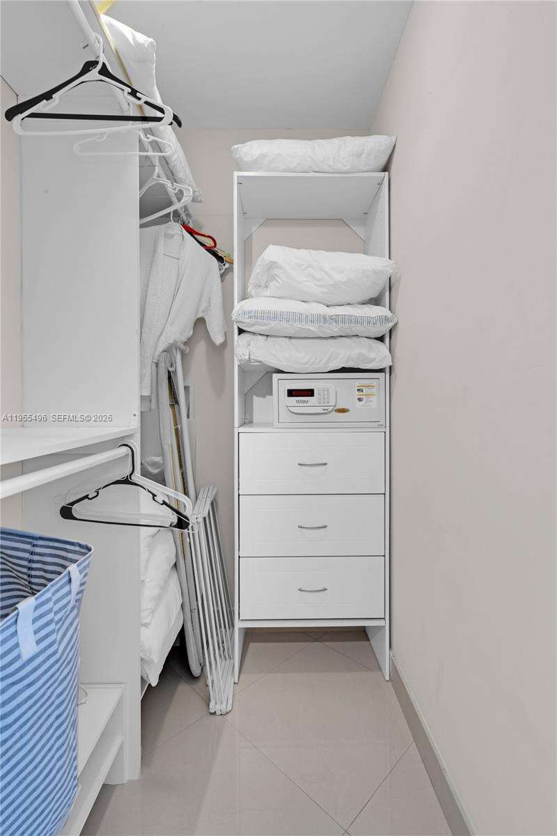 RONEY PALACE - 2301 Collins Ave, Miami Beach, FL 33139 | Picture 22