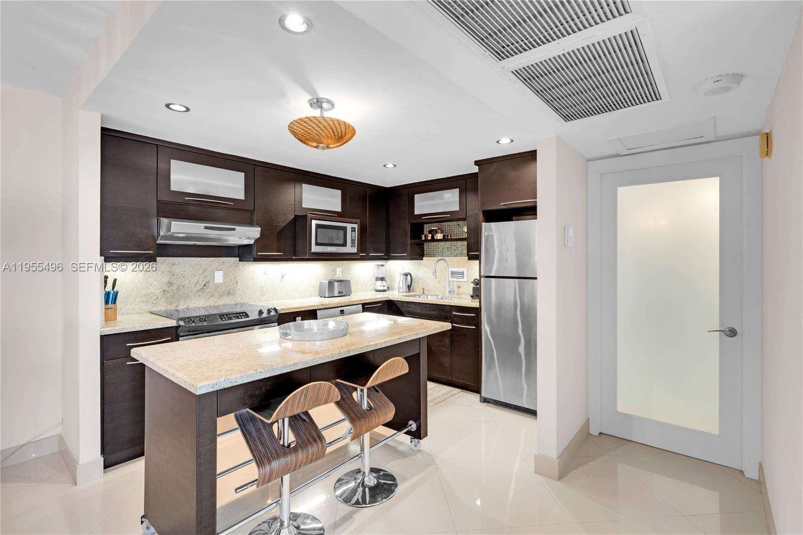 RONEY PALACE - 2301 Collins Ave, Miami Beach, FL 33139 | Picture 9