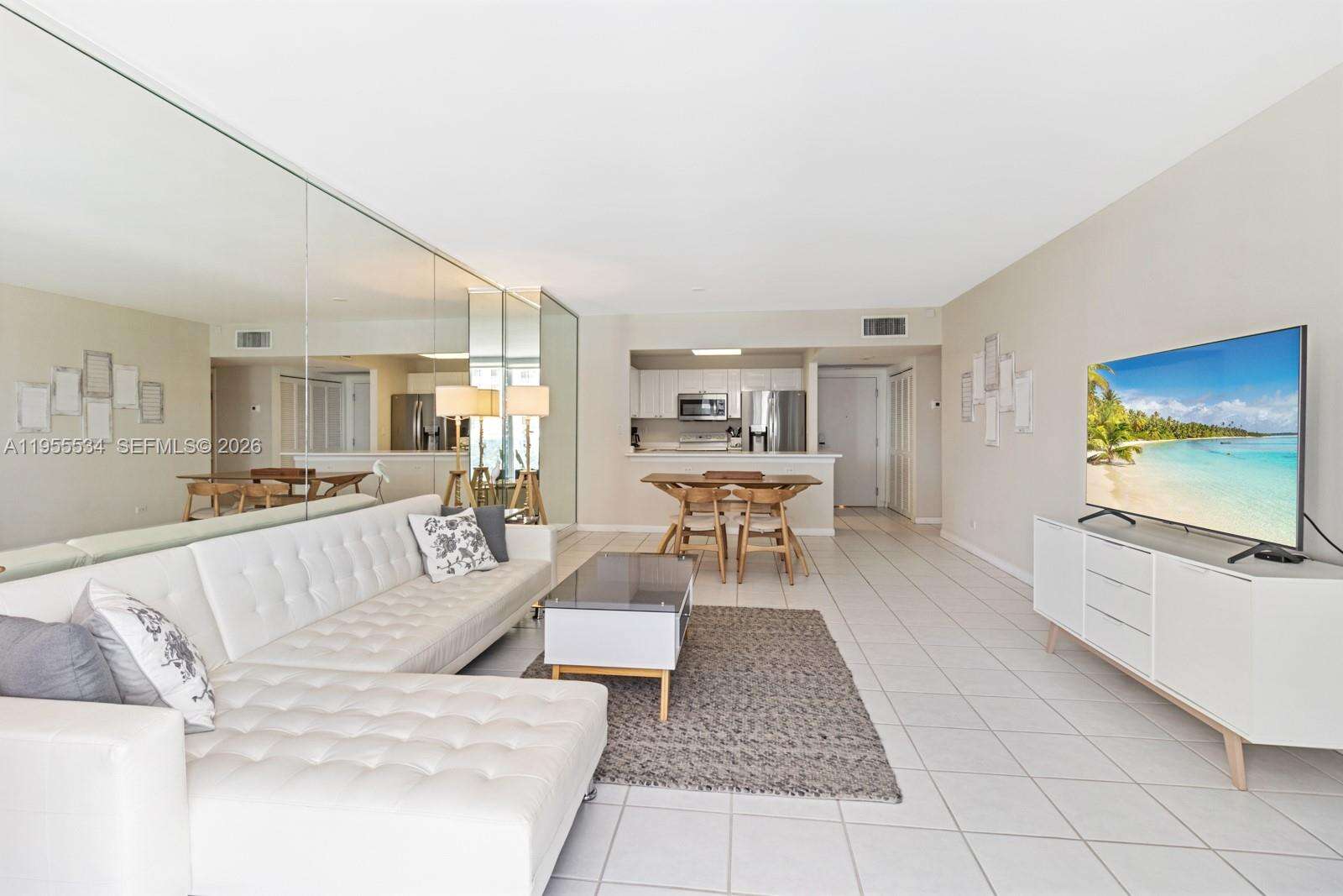 RONEY PALACE - 2301 Collins Ave, Miami Beach, FL 33139 | Picture 11