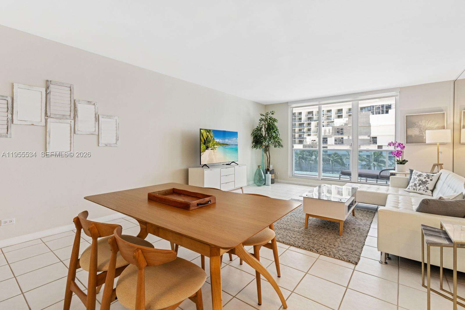RONEY PALACE - 2301 Collins Ave, Miami Beach, FL 33139 | Picture 10