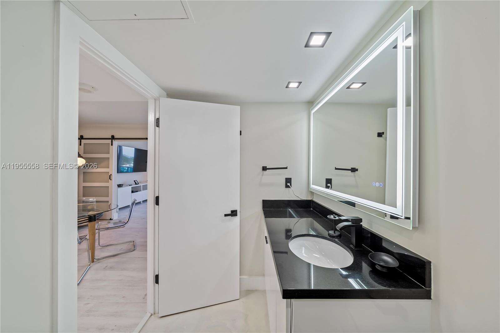Roney Palace at 2301 Collins Ave, Miami Beach, FL 33139 - For Sale photo 16