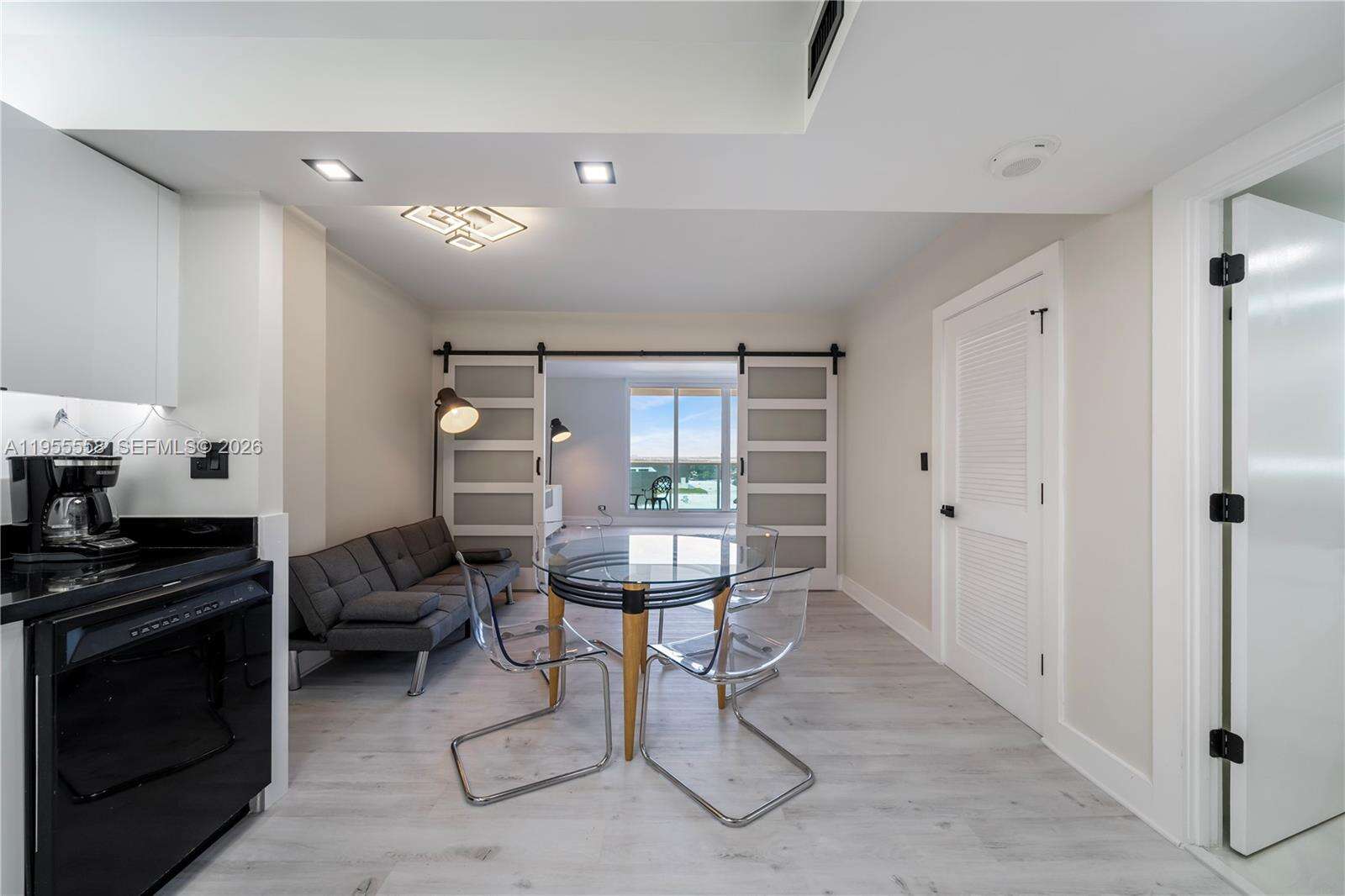 Roney Palace at 2301 Collins Ave, Miami Beach, FL 33139 - For Sale photo 3